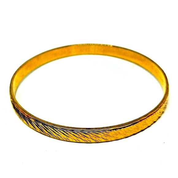 Napier Textured Bracelet Gold Plated 7 Inch Bangle 90s Norm Core Vintage - Picture 1 of 6